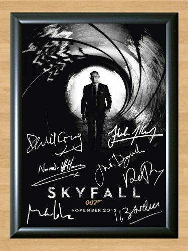 James Bond Skyfall Cast Daniel Craig Signed Autographed Photo Poster painting Poster Print Memorabilia A4 Size