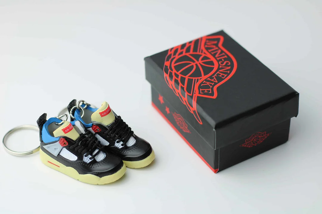 AJ 4 Union "Off Noir" -Sneakers 3D Keychain