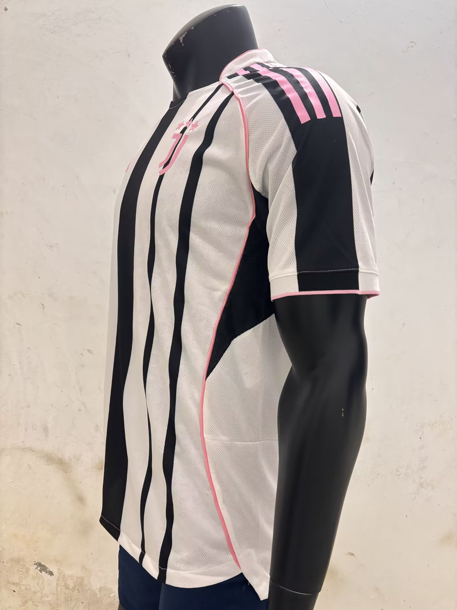 25/26 Juventus Home Player Version Men's Football T-Shirt 1:1 Thai Quality