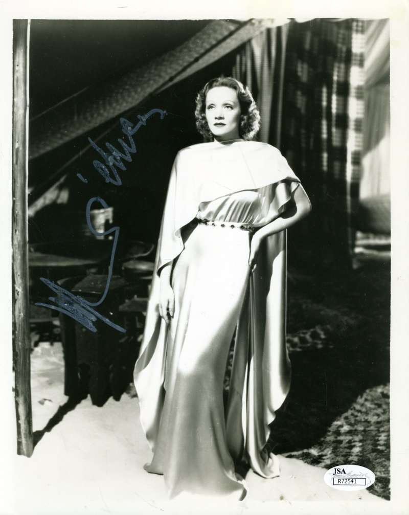 Marlene Dietrich Jsa Certed Hand Signed 8x10 Photo Poster painting Authenticated Autograph