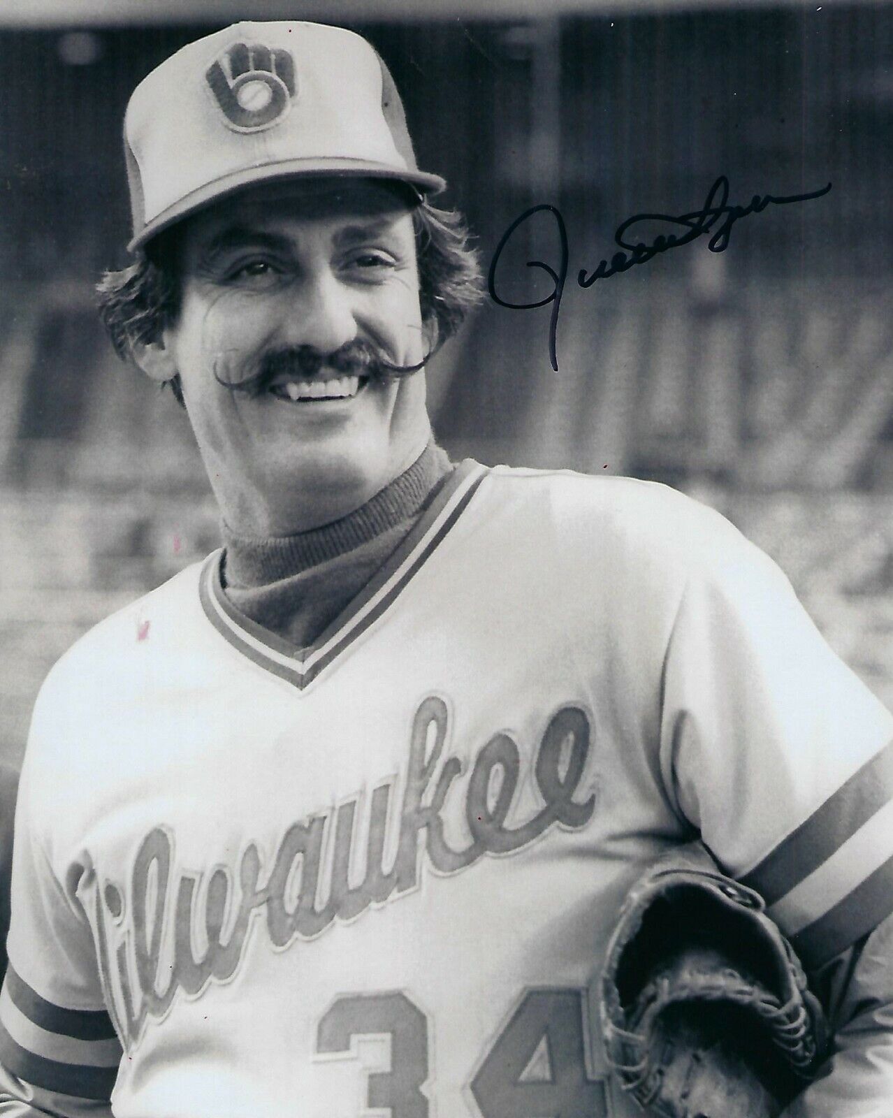 GFA Milwaukee Brewers * ROLLIE FINGERS * Signed 8x10 Photo Poster painting R3 COA