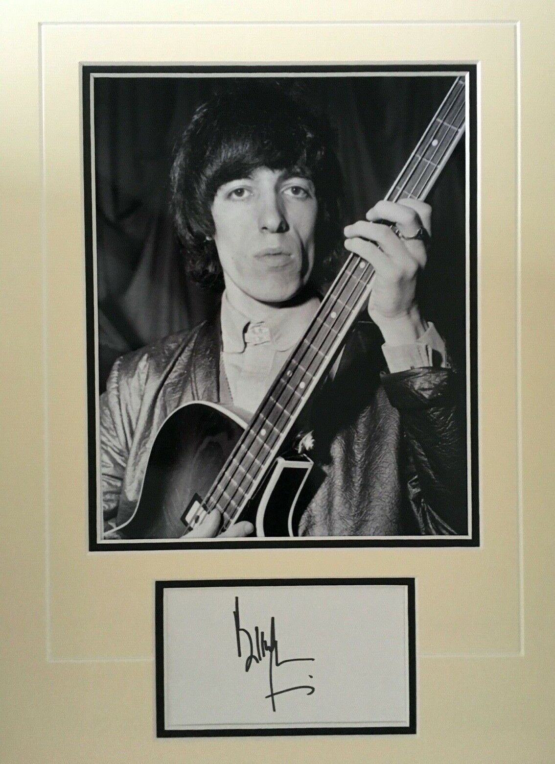 BILL WYMAN - CHART TOPPING SUPERSTAR - BRILLIANT SIGNED Photo Poster painting DISPLAY