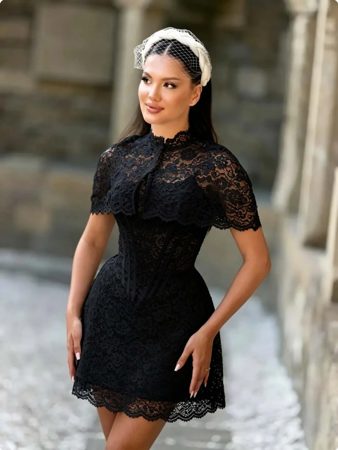 Exquisite Lace High Neck Short Sleeves High-Waistd Short Sheath Homecoming Dress | WT0214 Wellcucu
