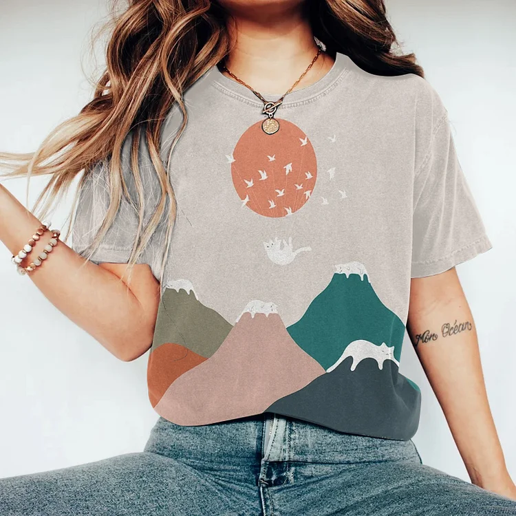 Abstract Creative Flying Lazy Cat Painting Art T-Shirt