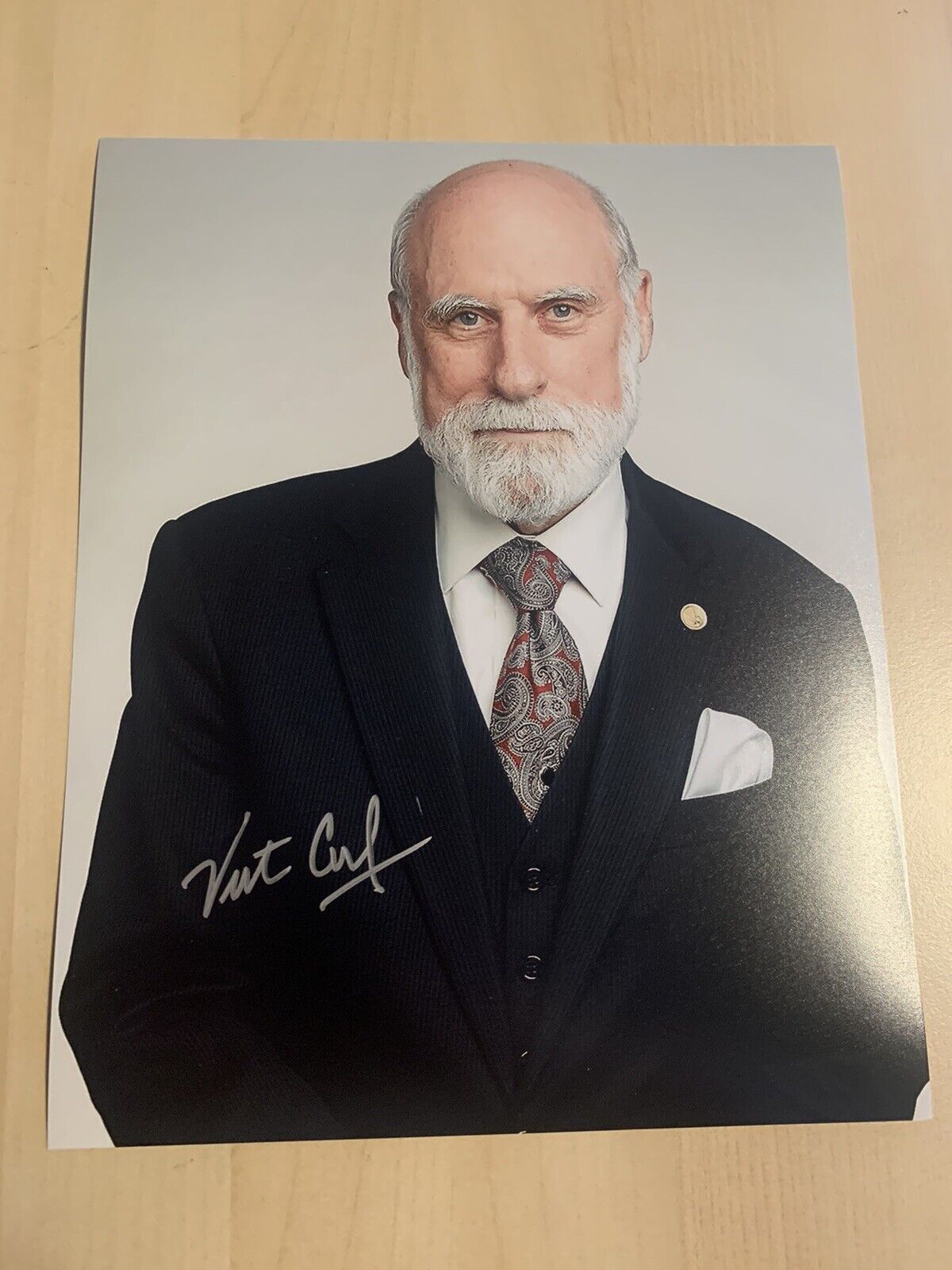 VINT CERF HAND SIGNED 8x10 Photo Poster painting AUTOGRAPHED FOUNDER OF THE INTERNET RARE COA