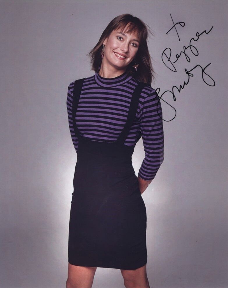 LAURIE METCALF Autographed Signed Photo Poster paintinggraph - To Pepper