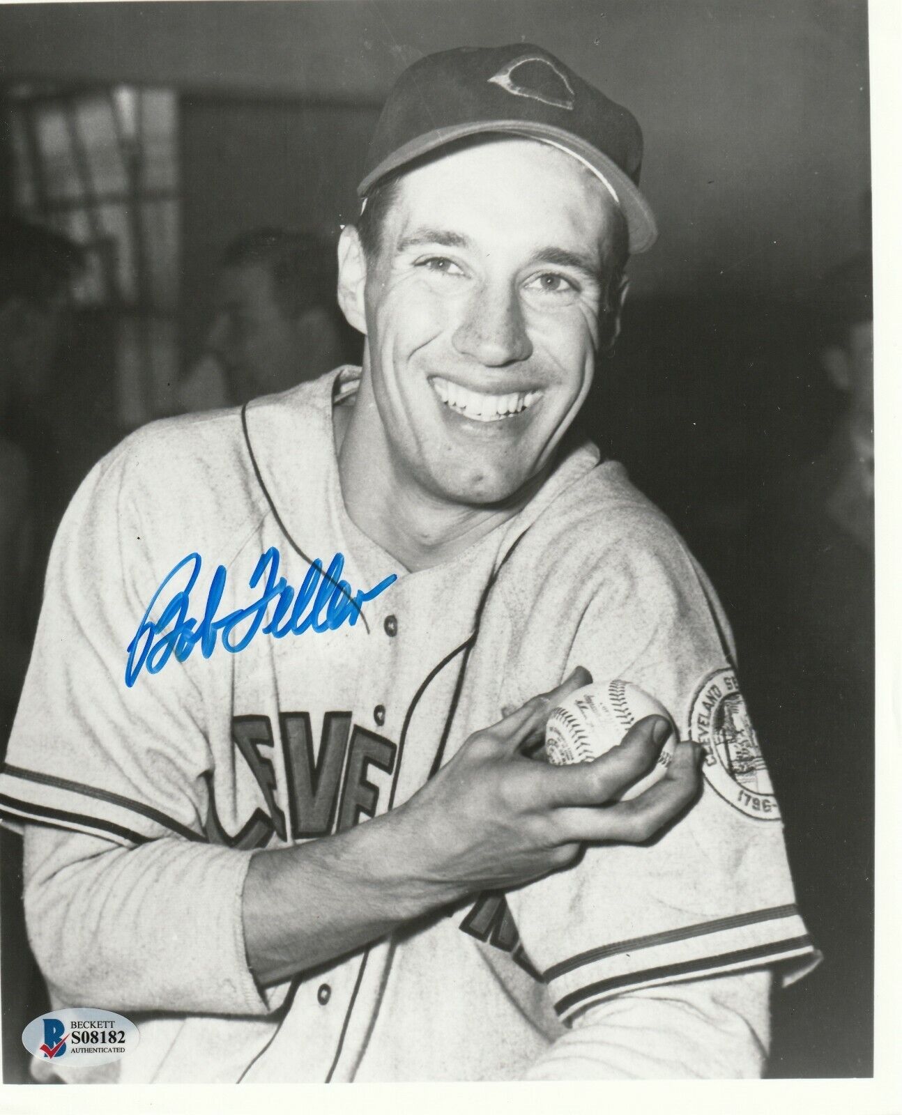 BOB FELLER Signed Cleveland INDIANS 8x10 Photo Poster painting w/ Beckett COA