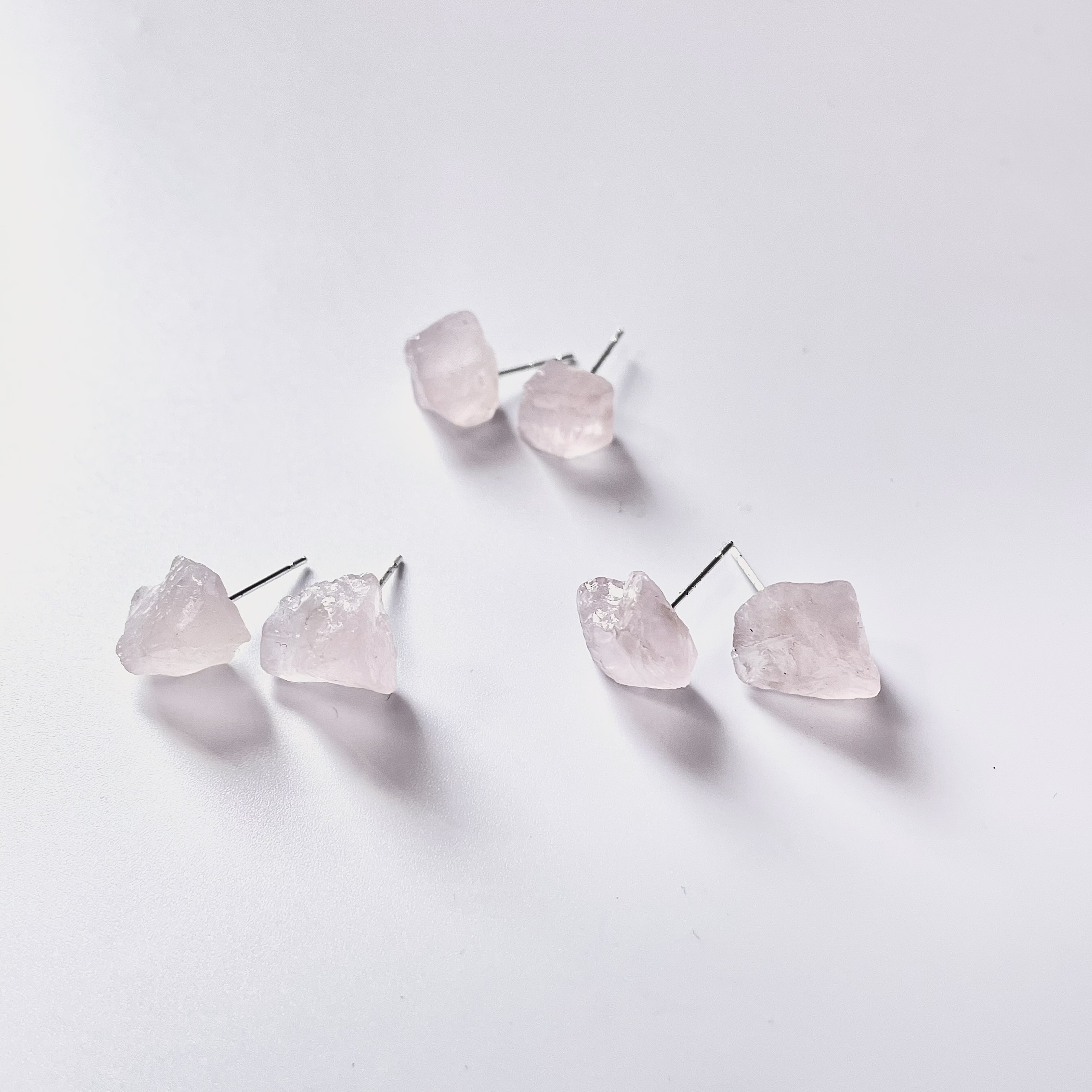 Rose Quartz Raw Stone Earring 1 pair