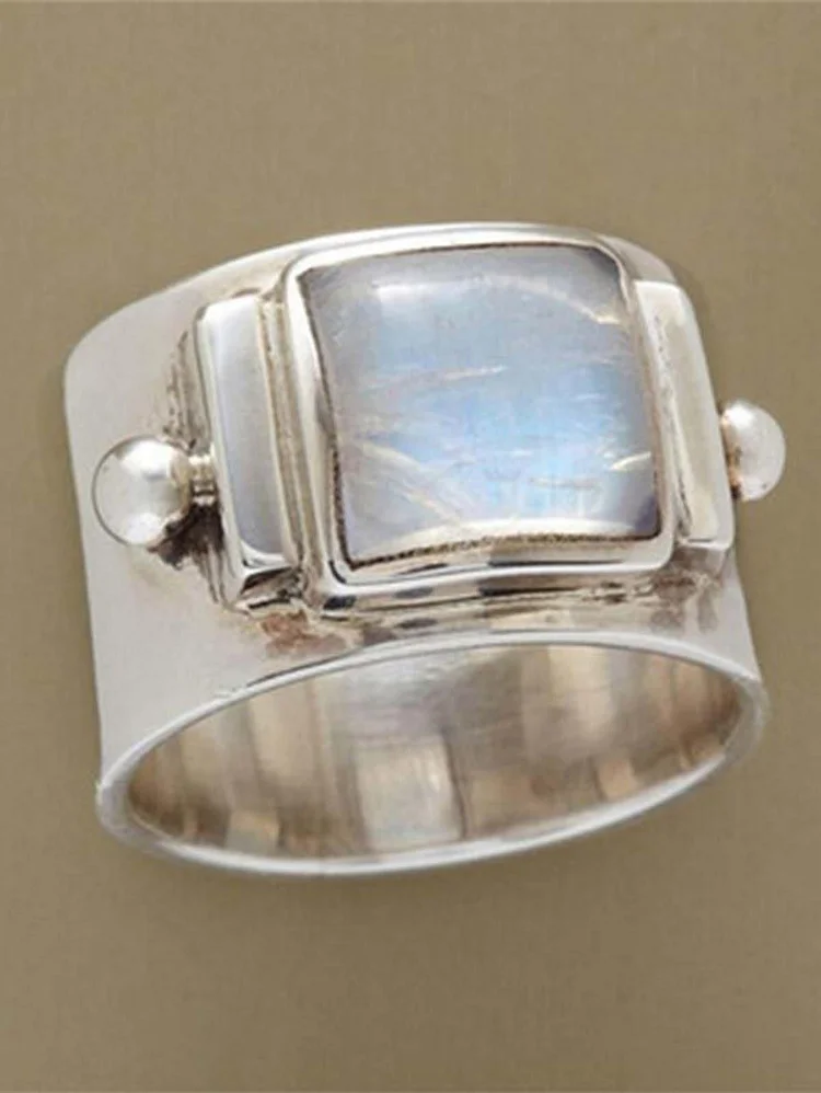Vintage Moonstone Glamorous Single Wide Ring
