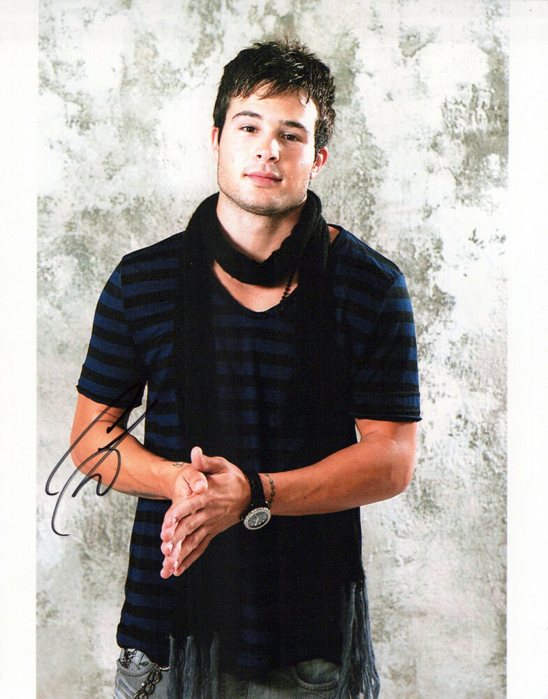 Cody Longo head shot autographed Photo Poster painting signed 8x10 #1