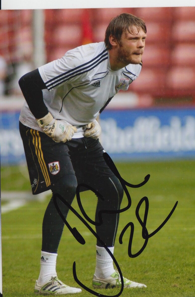 BRISTOL CITY HAND SIGNED DEAN GERKEN 6X4 Photo Poster painting 3.