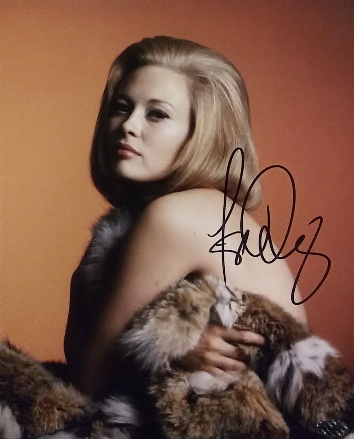 Faye Dunaway signed 8x10 COA