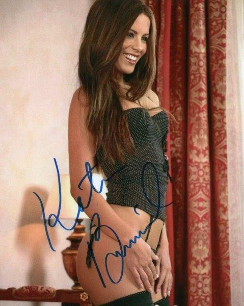 REPRINT - KATE BECKINSALE Hot Autographed Signed 8 x 10 Photo Poster painting RP Man Cave