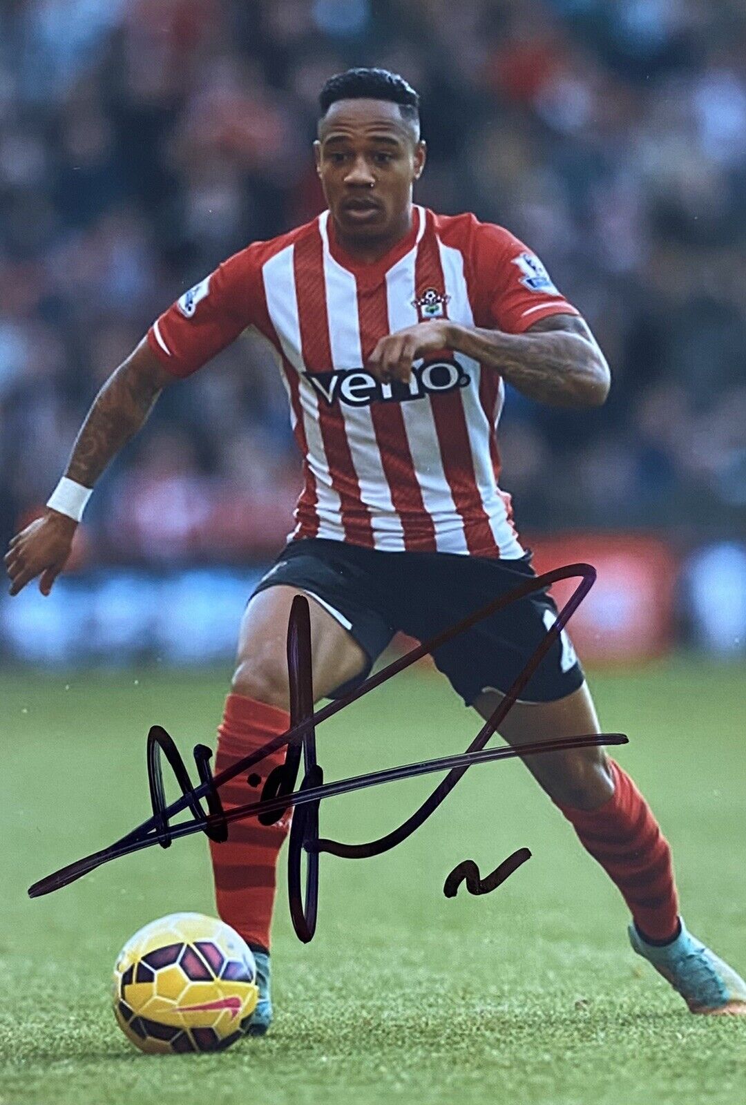 Nathaniel Clyne Genuine Hand Signed Southampton 6X4 Photo Poster painting