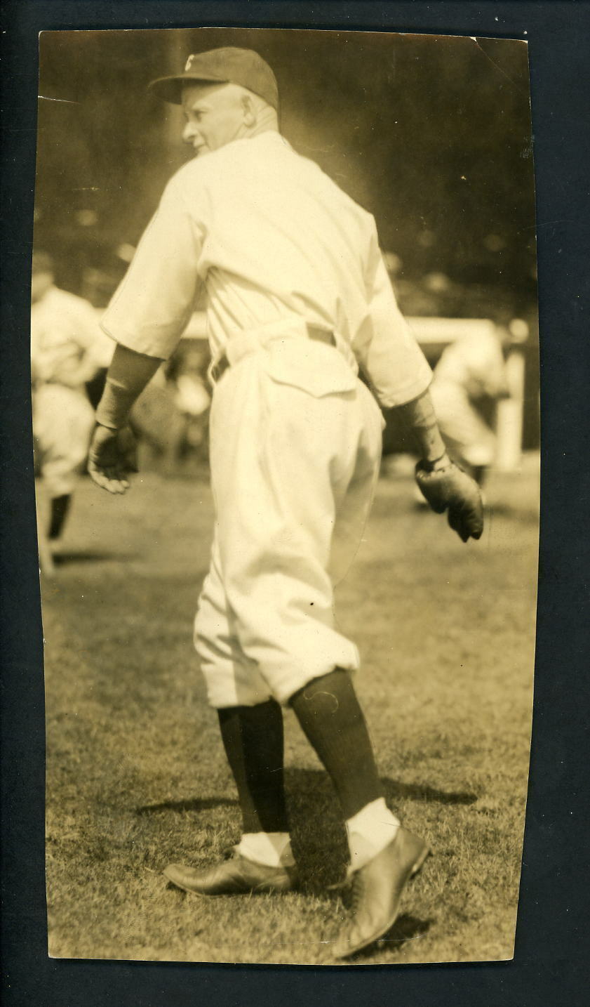 Sherry Smith circa 1920's Type 1 Press Photo Poster painting Cleveland Indians