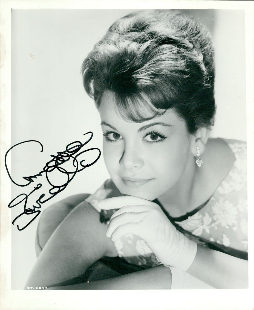 Annette Funicello (Vintage) signed Photo Poster painting COA