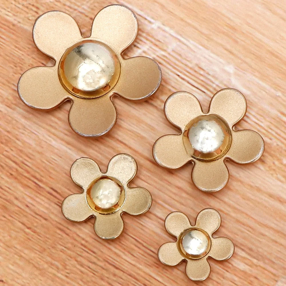Christmas Gift 20PC/lot Flower Resin Mix Size Pink White Blak Color New Kawaii Resin Pendant Flower DecorationFor Fashion Resina Crafts