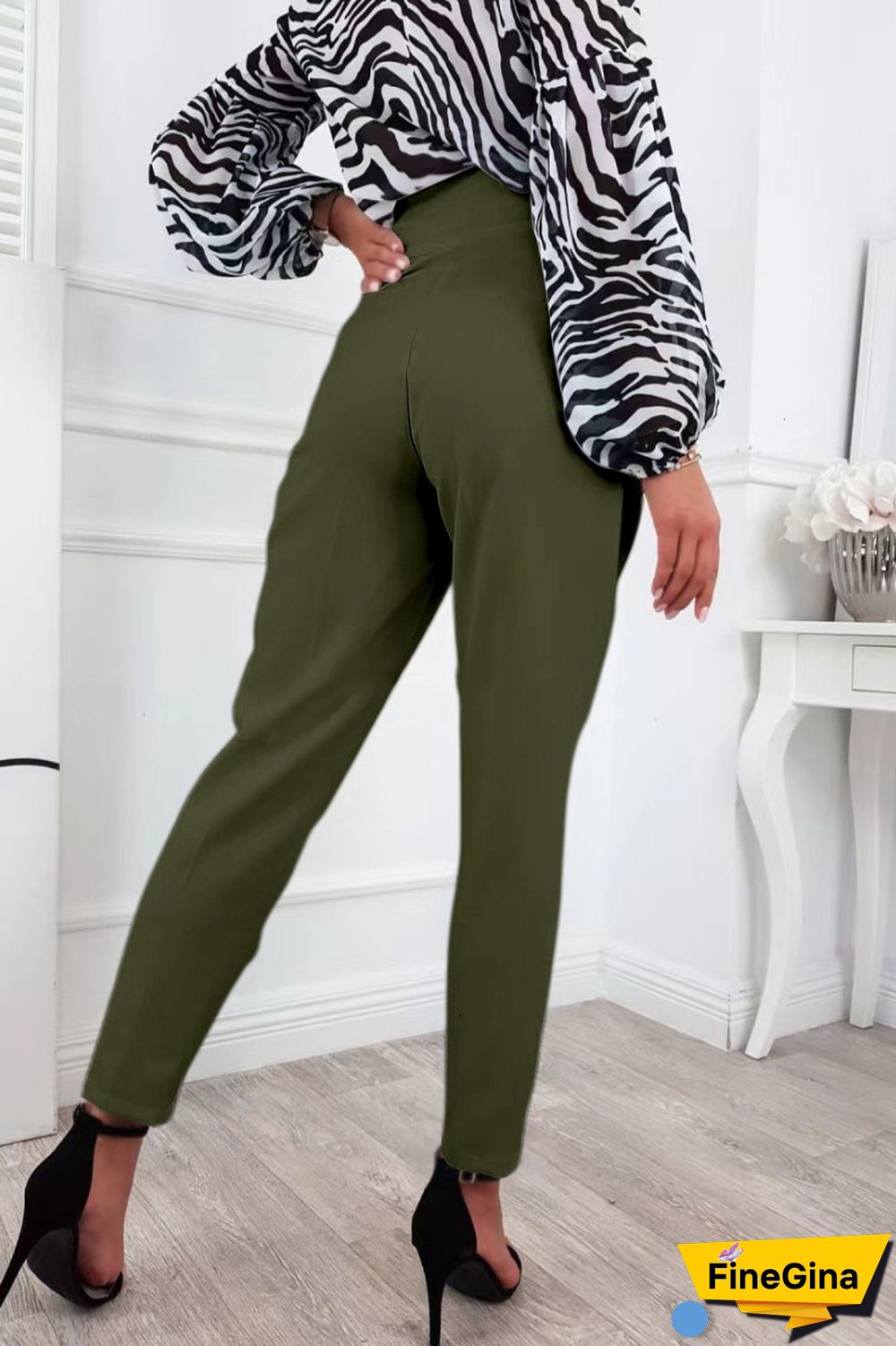 Black Casual Solid Buttons Regular High Waist Conventional Solid Color Trousers