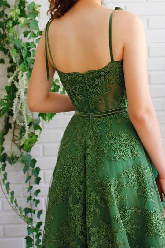 Green Prom Dresses 2026 | Elegant, Emerald & Trendy Styles | Petalisse