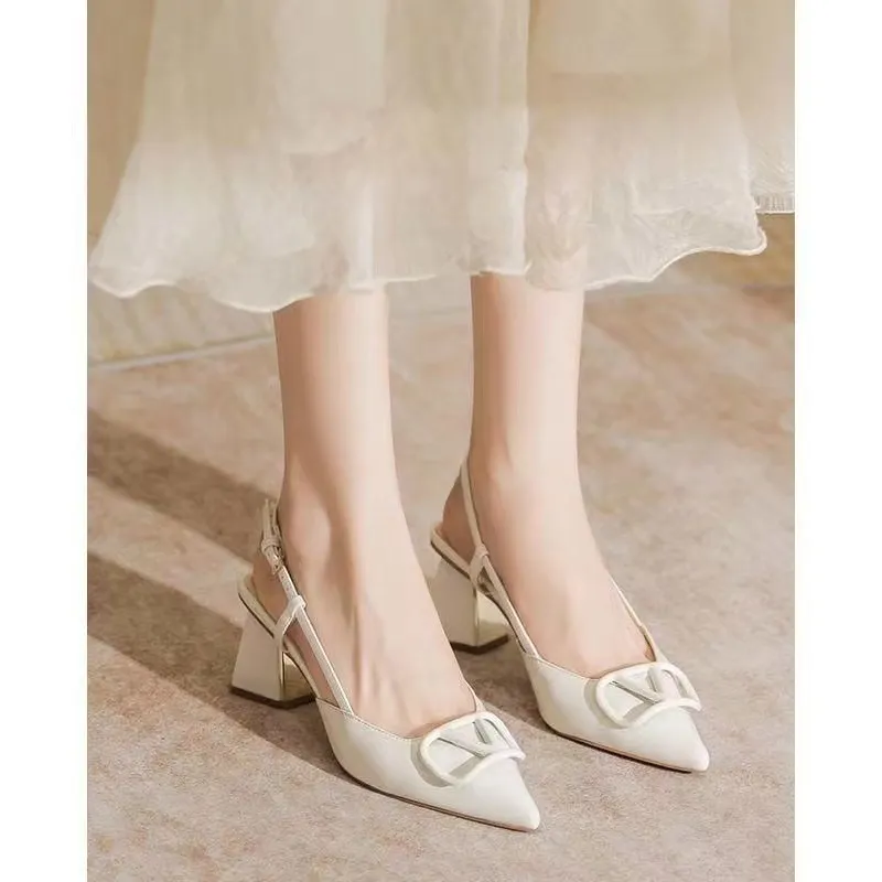 Breakj Breakj Mary Jane Single Shoe Woman 2025 New Coarse Heel Head Buckle French High Heels In The Heel Patent Leather