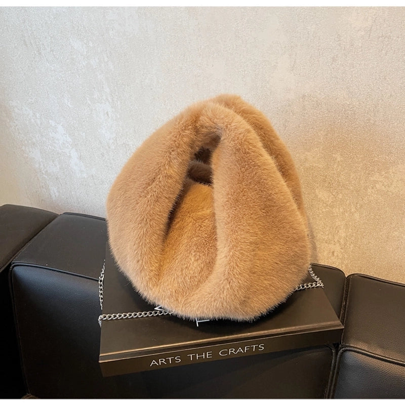 Women’s Medium Plush Solid Color Classic Style Streetwear Plush Round Zipper Crossbody Bag