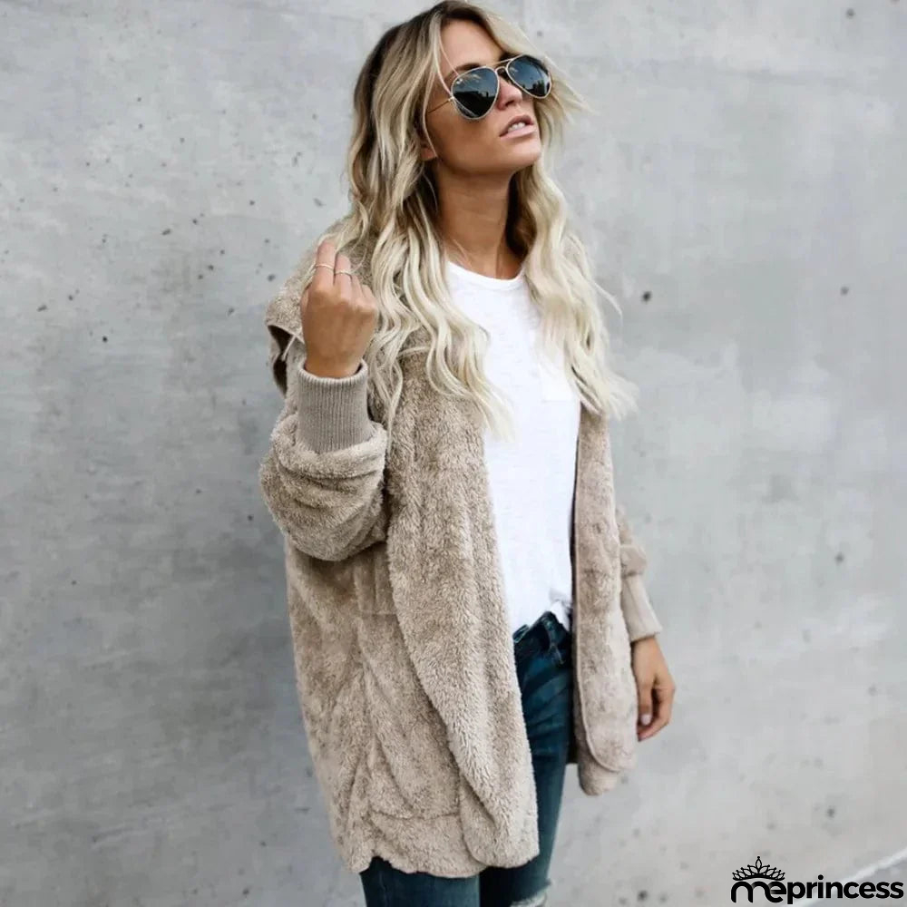 Fashionable and Minimalist winter Coat