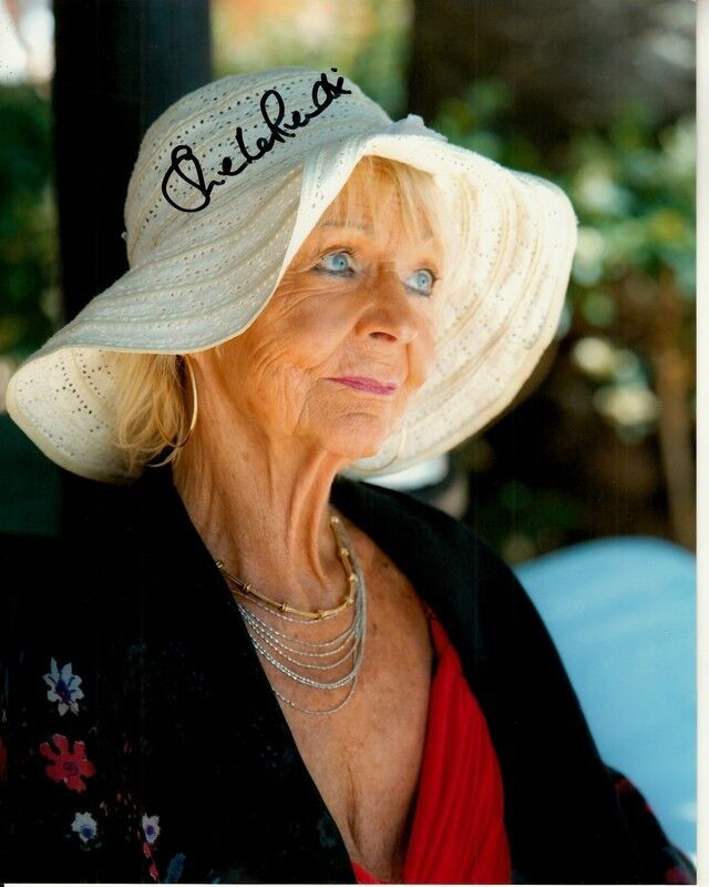 SHEILA REID hand-signed BENIDORM 8x10 w/ uacc rd coa FANTASTIC OUTDOOR CLOSEUP