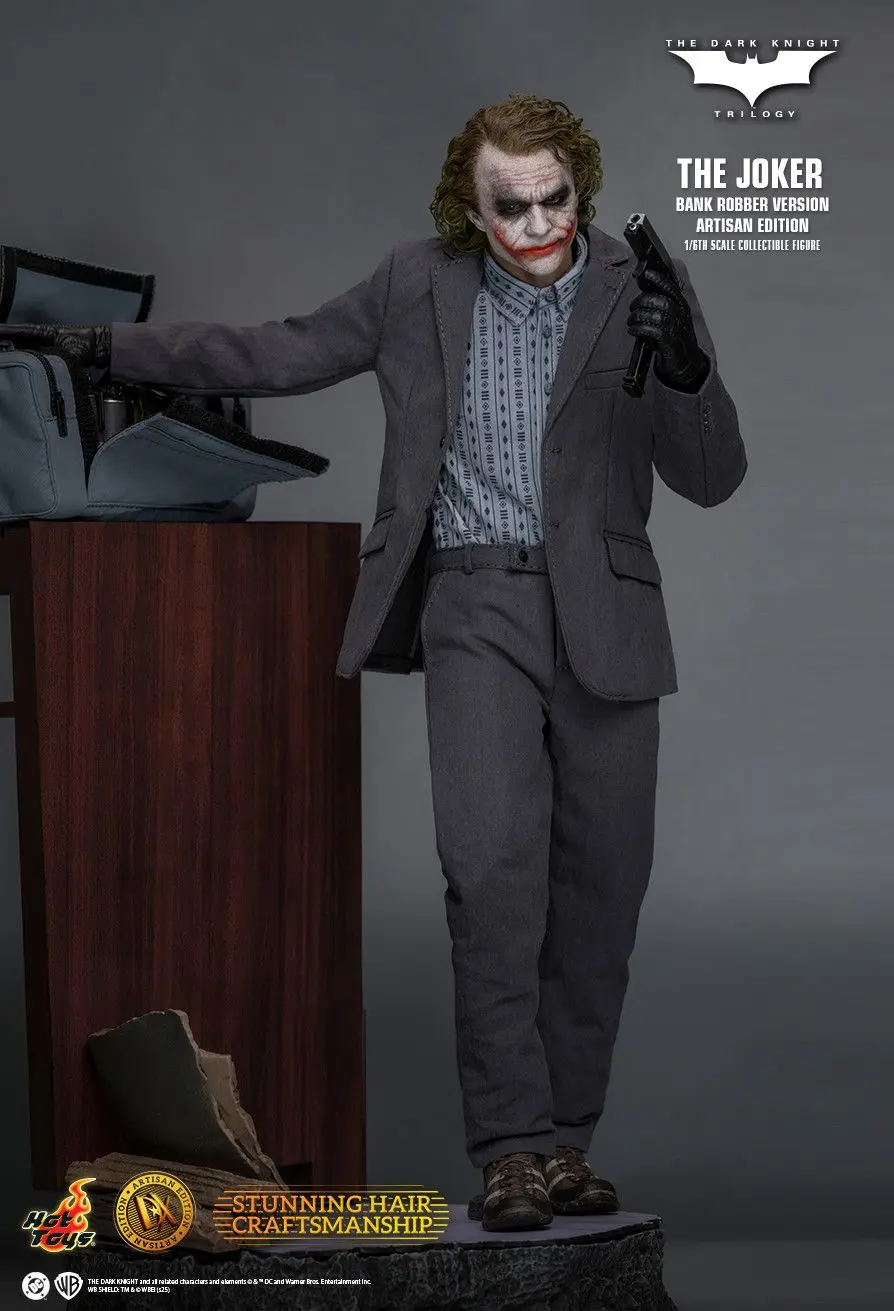 Hottoys - The Dark Knight Trilogy The Joker (Bank Robber Version) 1/6th scale Collectible Figure DX50 (Licensed) -