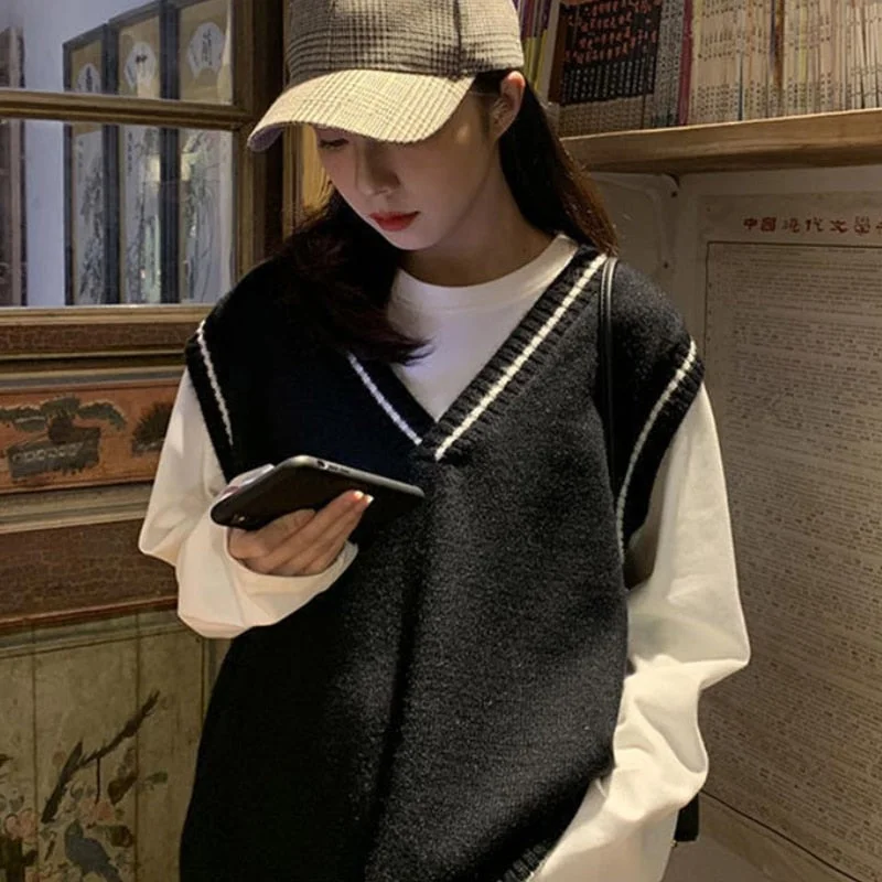 Sweater Woman Vest Simple Knitted Sweater All-Match Top Korean Style V Neck Leisure Student Sleeveless Girl Vintage Streetwear