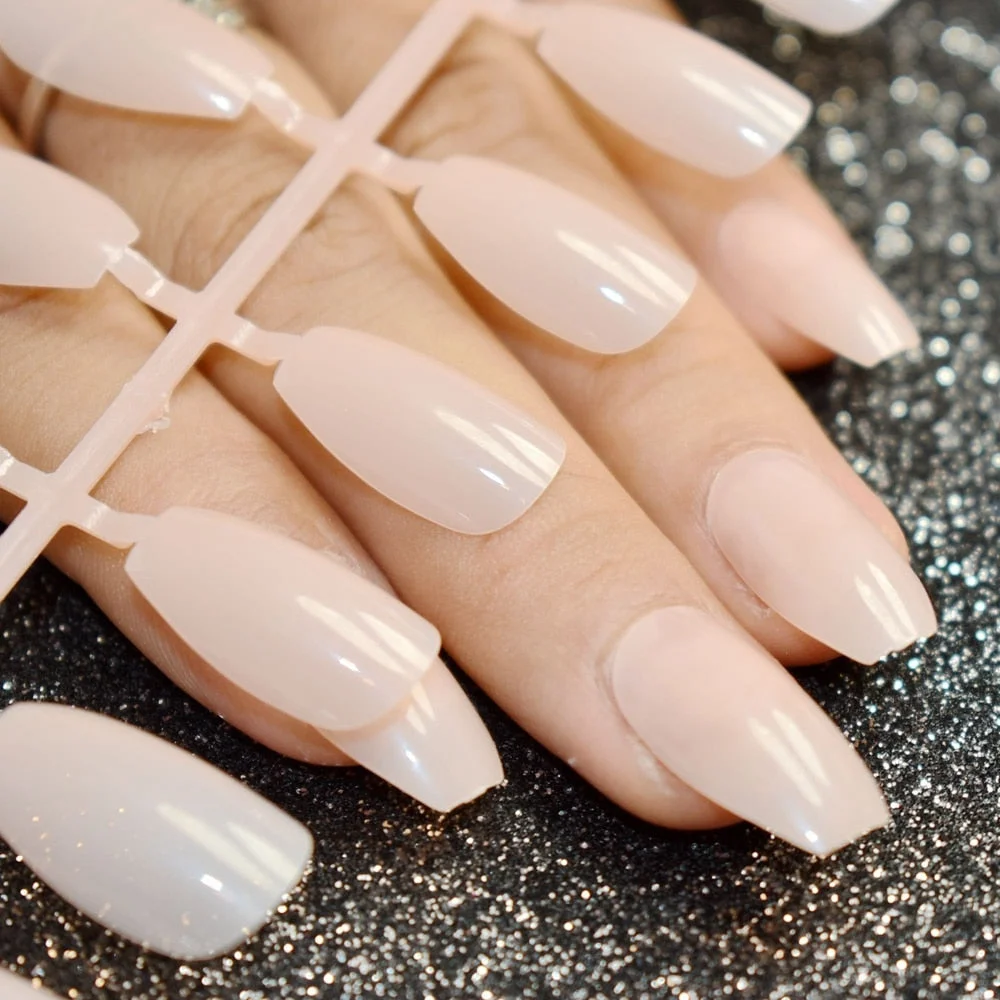 Dusty Cedar Fashion Stiletto False Nails Pointed Sharp Candy Red Fake Nails for daily wear On the Nail Tree 24pcs-Nail Inspo