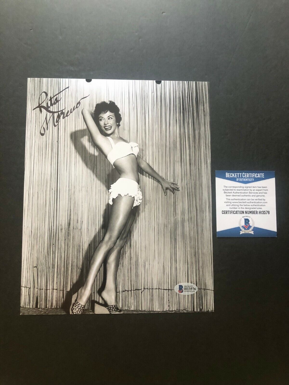 Rita Moreno Hot! signed autographed classic sexy 8x10 Photo Poster painting Beckett BAS Coa