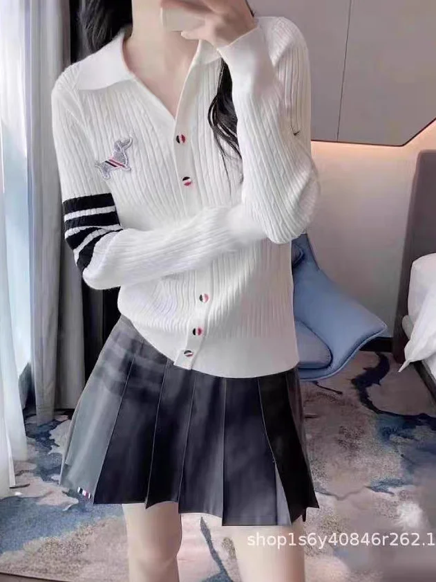 Nigikala Nigikala Bumping Color With A Soft Glutinous Wool Knit POLO Collared Thin Coat Female Spring Animal Embroidered Opener