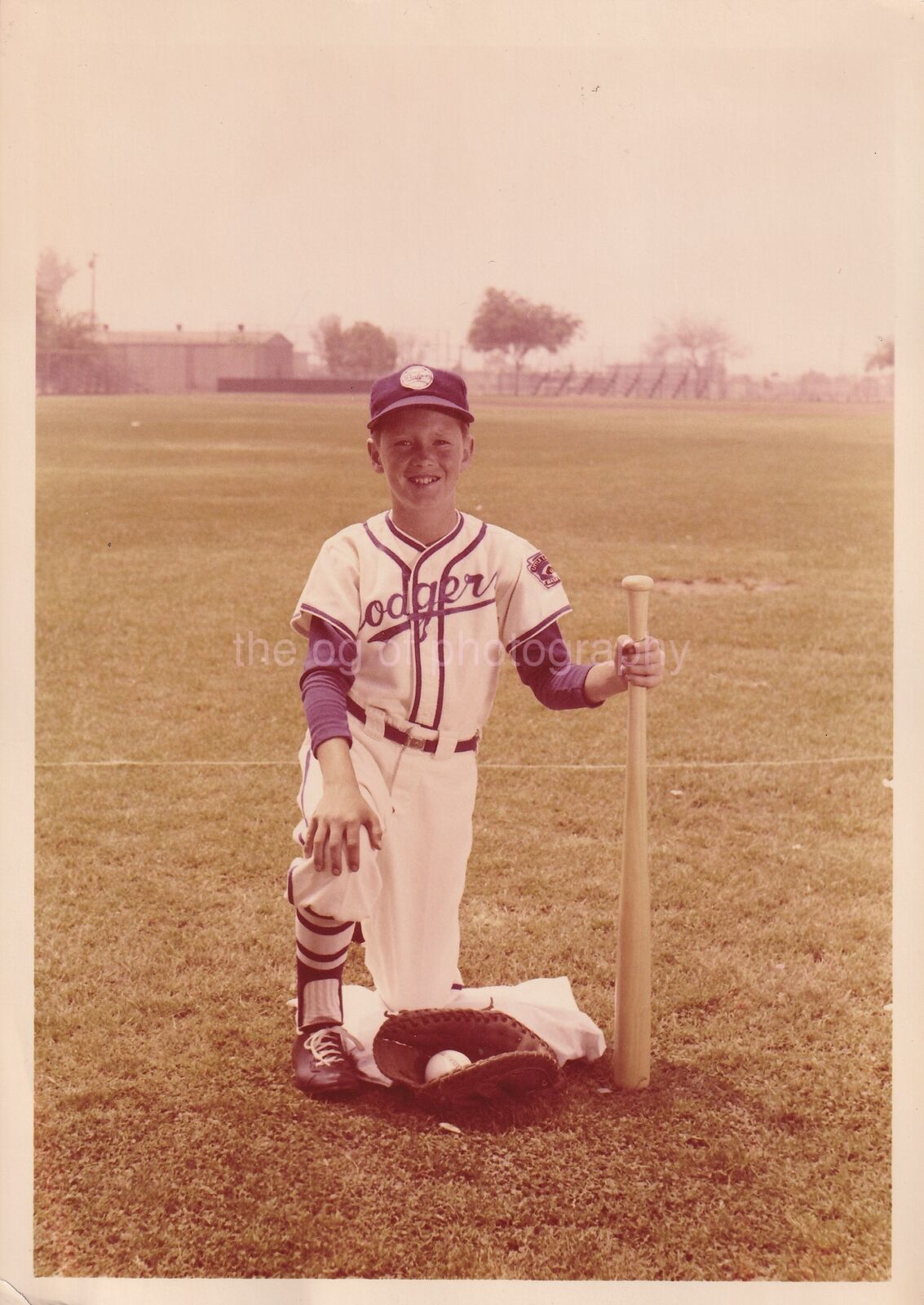 BASEBALL BOY 5 x 7 FOUND Photo Poster painting ColorPortrait BAT Glove Ball 84 21