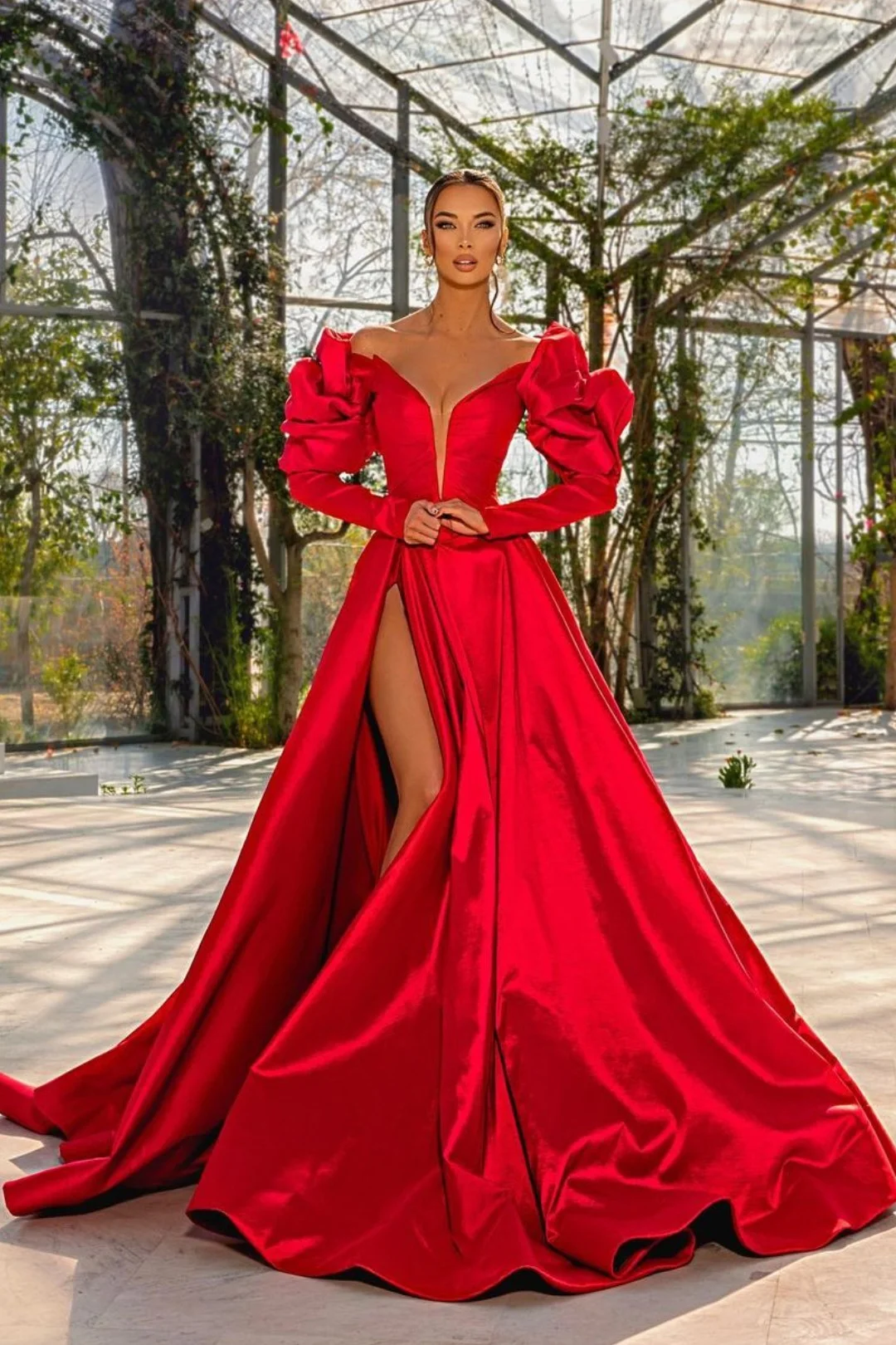 Lussooy Red Sexy Prom Dress V Neck Bubble Sleeves With Slit 