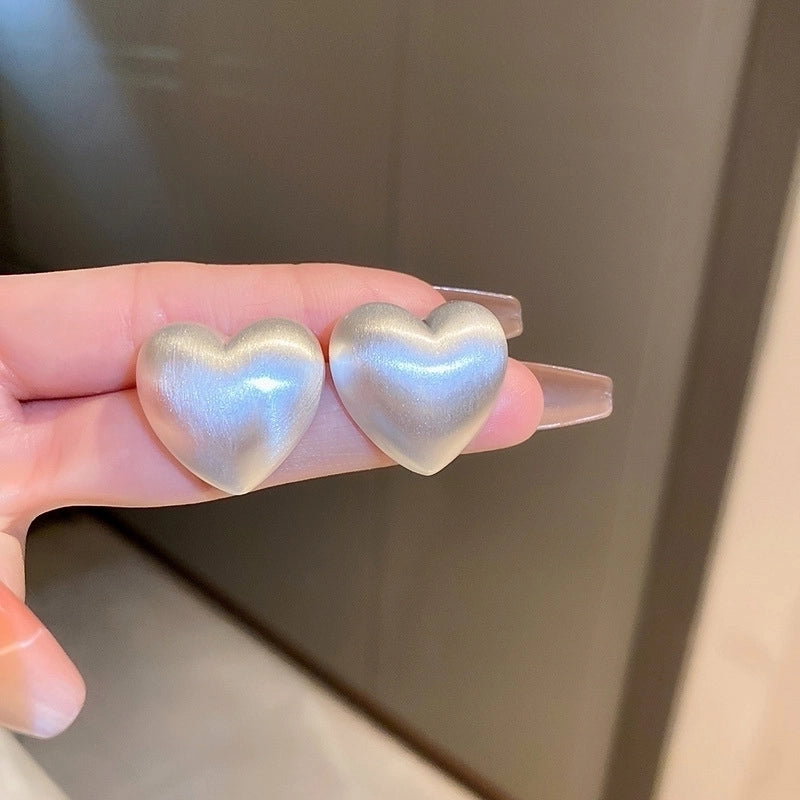 Silver Needle  Exaggerated Lovely Earrings Light Luxury High-grade Niche Earrings Fashion Metal Temperament Earrings For Women