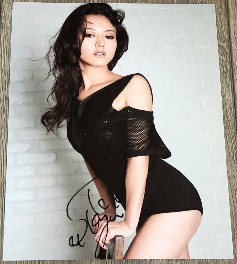 KIKI SUKEZANE SIGNED AUTOGRAPH LOST IN SPACE WESTWORLD 8x10 Photo Poster painting A w/PROOF