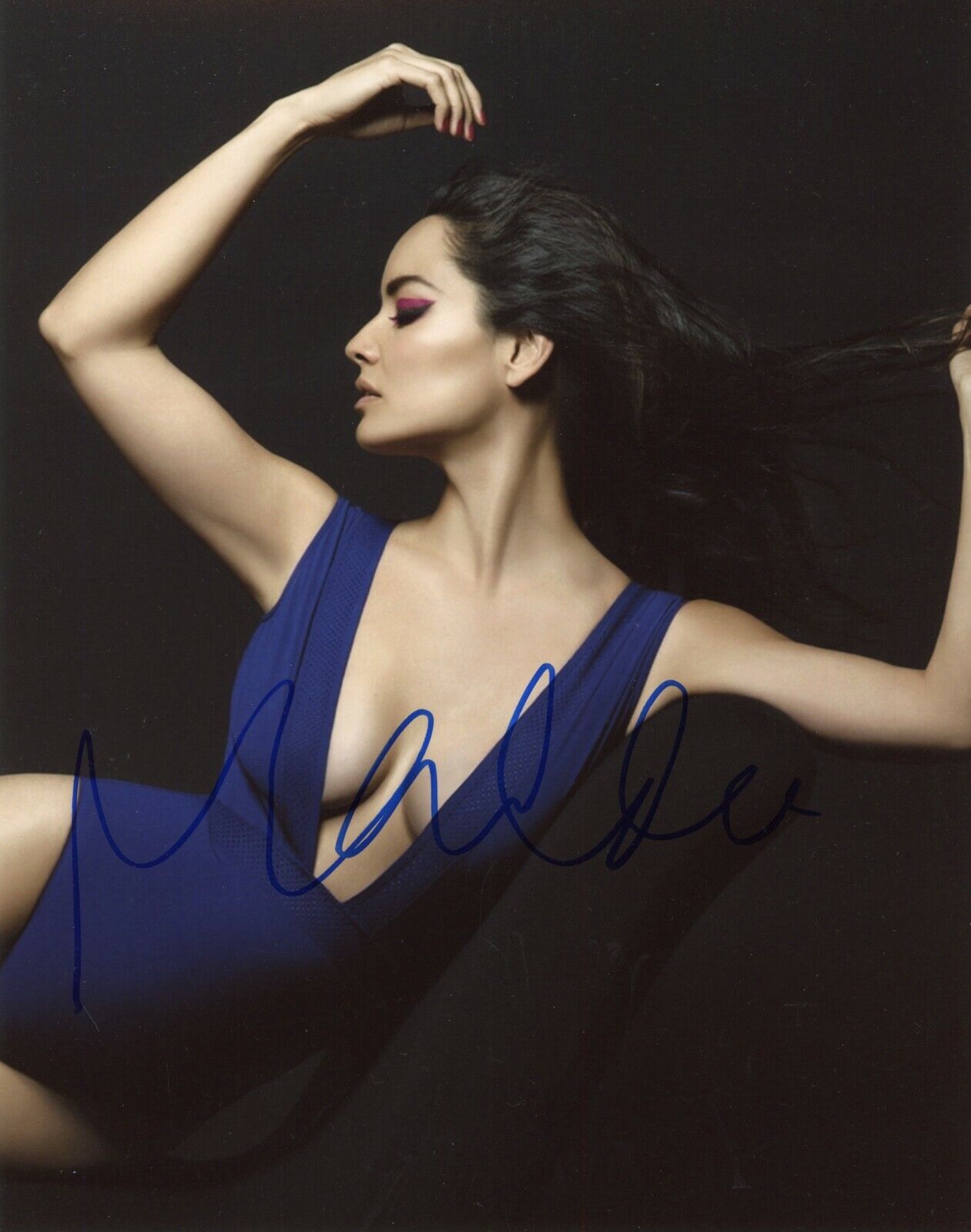 ~~ BERENICE MARLOHE Authentic Hand-Signed 007 SKYFALL