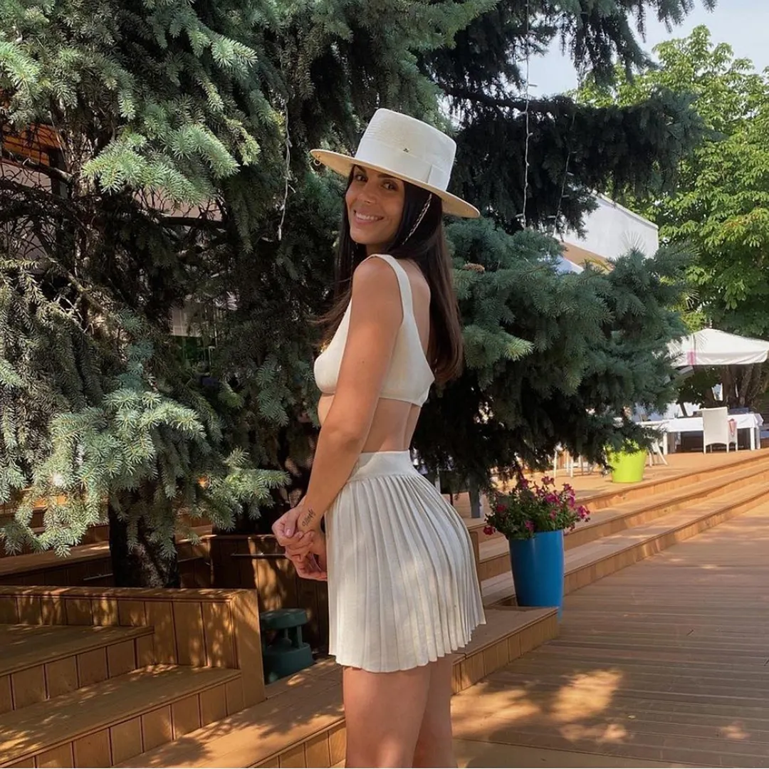 Brownm Brownm And Summer 2023 New Explosive Women's Clothing Weaving Small Bra 100-Fold Skirt Suit Women