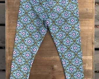 Pornhint Floral Girl's Leggings, Flower Boho Girls Leggings - size 2-5