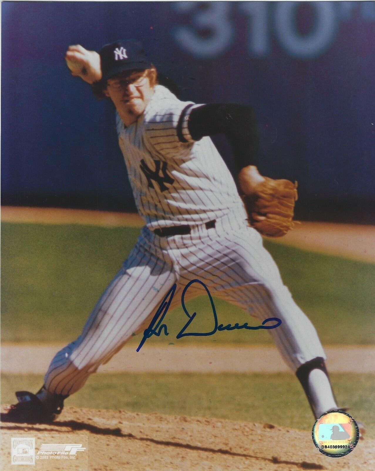 Signed 8x10 RON DAVIS New York Yankees Photo Poster painting - COA