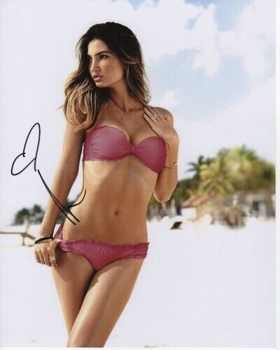 Lily Aldridge Signed Victoria's Secret Sports Illustrated Model 8x10 inch Photo Poster painting