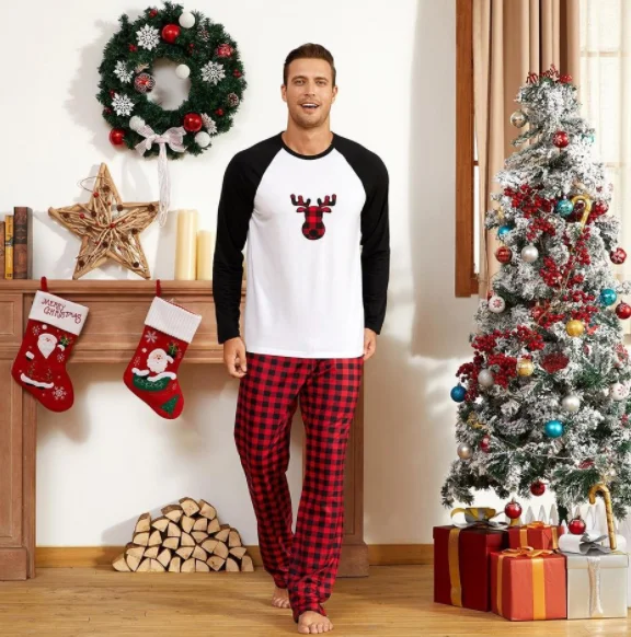 Family Matching Daddy Mommy Mini Antlers Plaid Pajamas Set