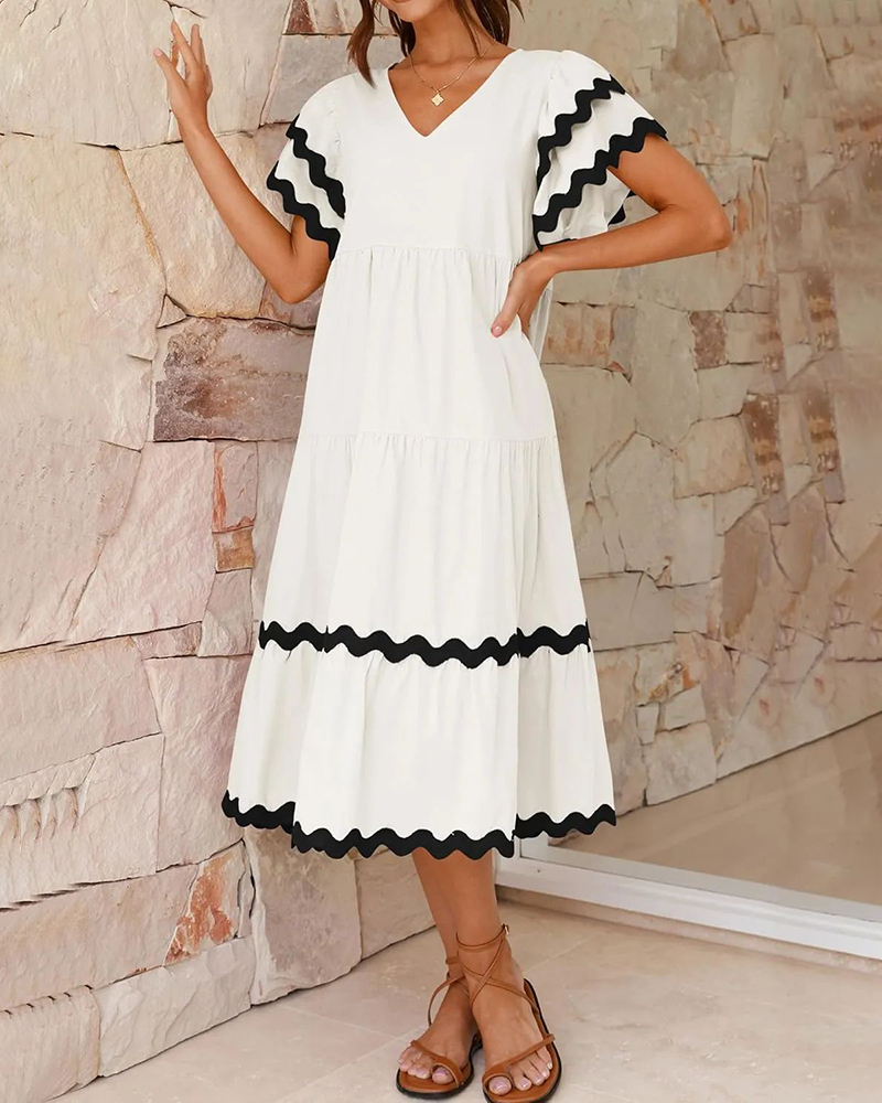 Contrast Color V Neck Tiered Midi Dress