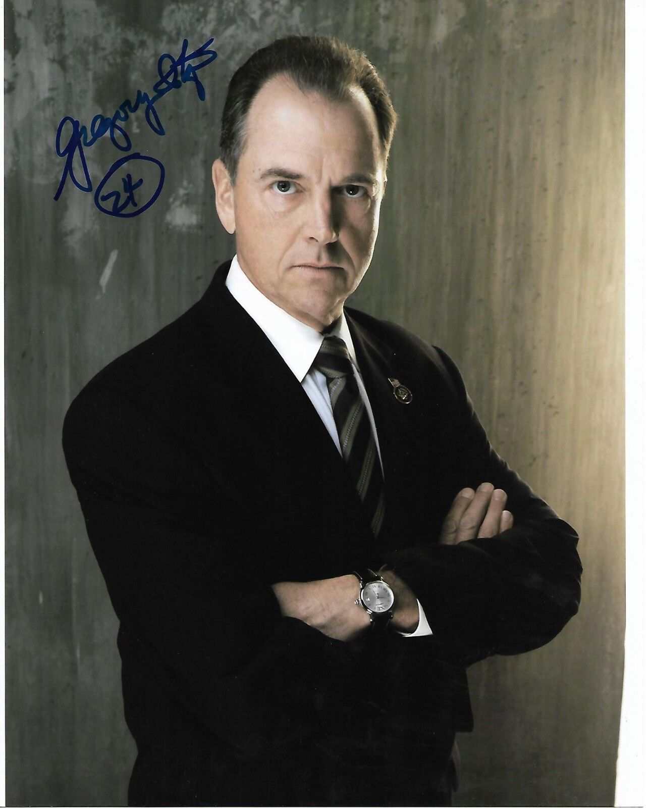 GREGORY ITZIN 24 AUTOGRAPHED Photo Poster painting SIGNED 8X10 #1 CHARLES LOGAN WROTE 24