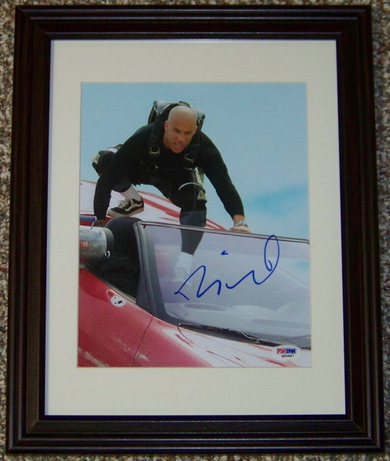 FLASH SALE! Vin Diesel Fast and the Furious Signed Autographed Photo Poster painting PSA STICKER