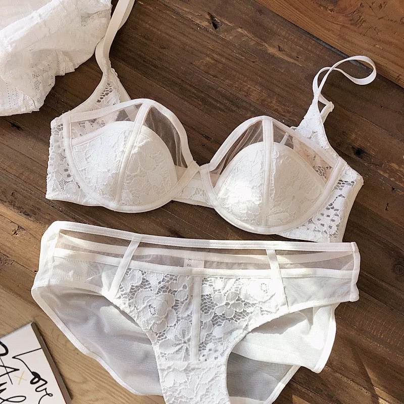 Wriufred Autumn new sexy lace lingerie with panty set thin cotton cup perspective temptation bra set large size women bralette