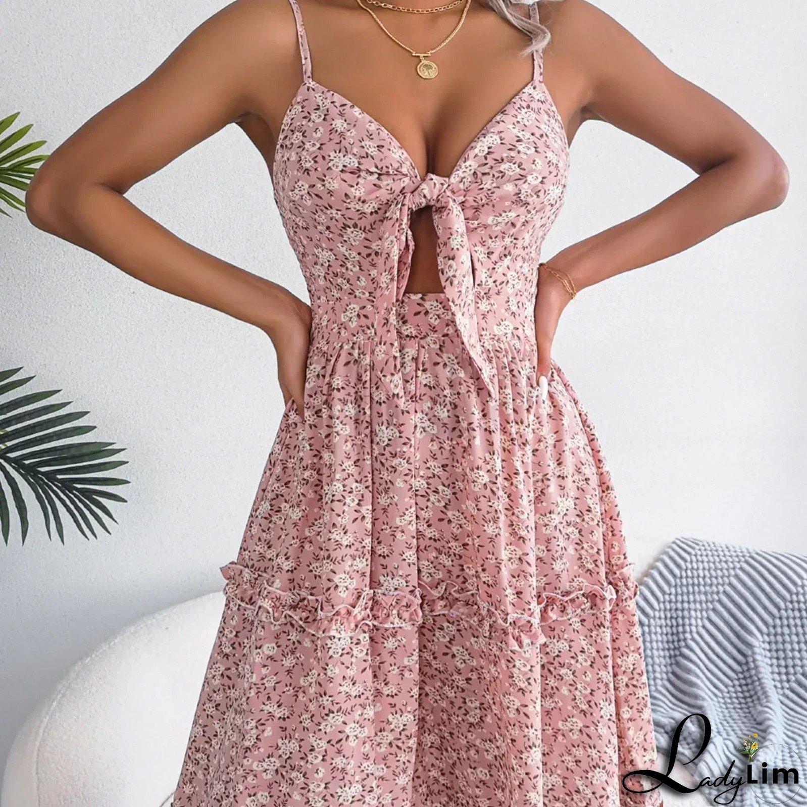 Effortless and airy Dress