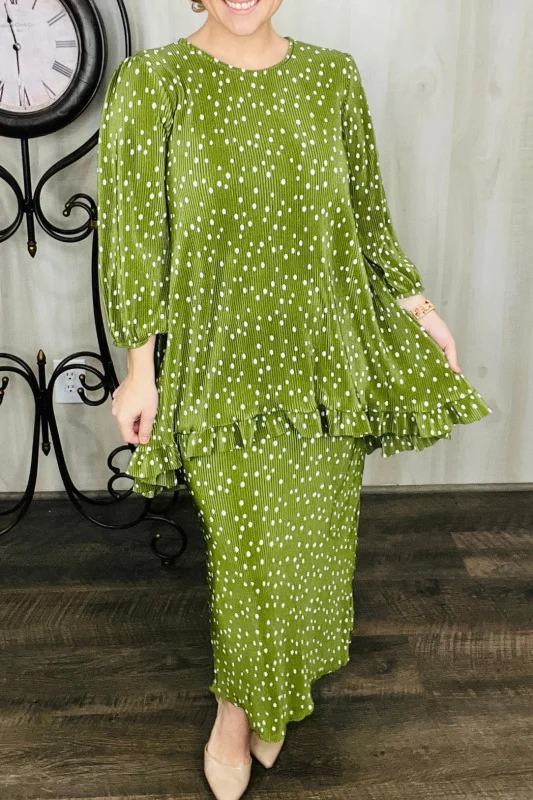 Threaded Green Ruffled Long Sleeve Top & Skirt Set