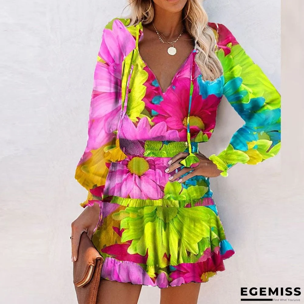 Color Printed Street Fashion V-neck Dress | EGEMISS