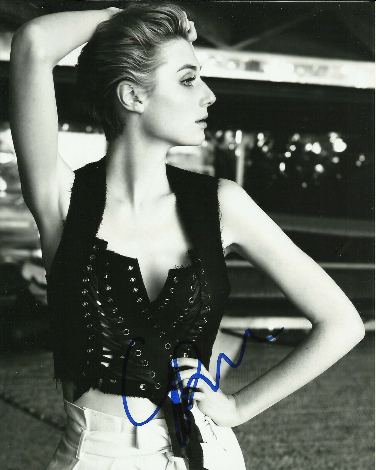 ELIZABETH DEBICKI SIGNED SEXY Photo Poster painting UACC REG 242 (4)